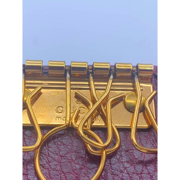 Gucci Authentic burgundy Key Ring Case - Picture 8 of 9